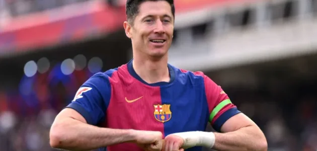 برشلونة يختار بديلاً لليفاندوفسكي