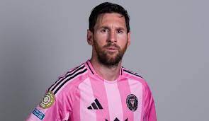 ميسي يضع شرطًا غير عادي للانضمام إلى الدوري السعودي